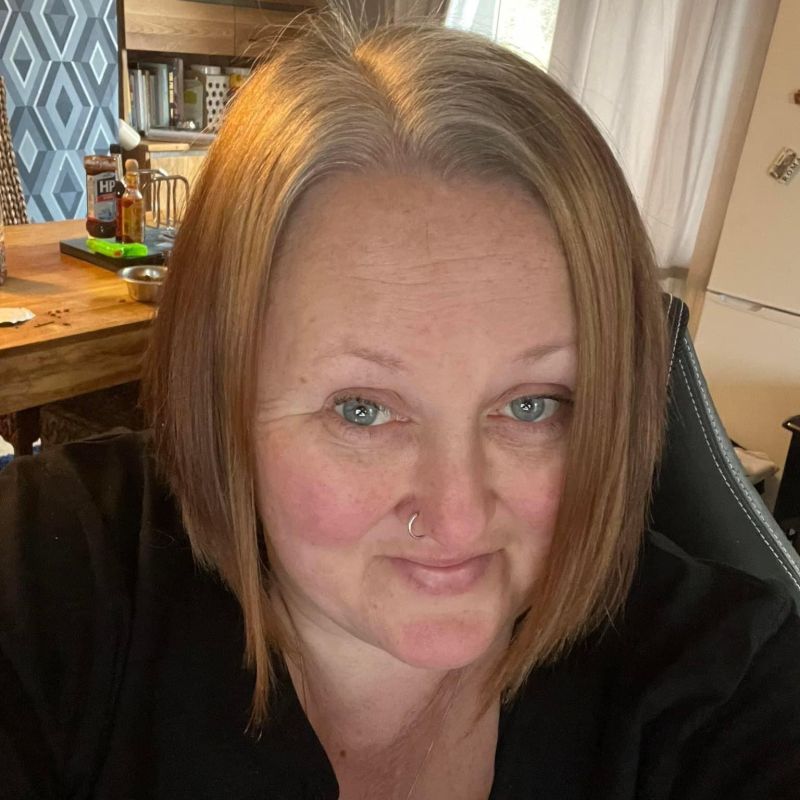 Linzi45