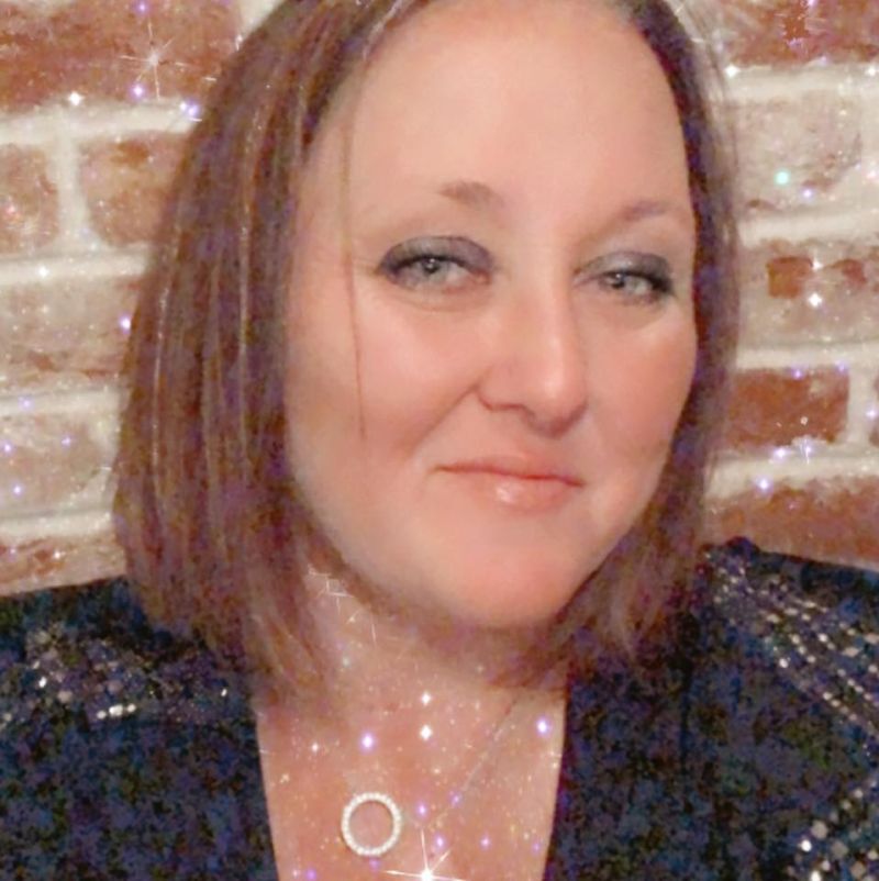 Linzi45