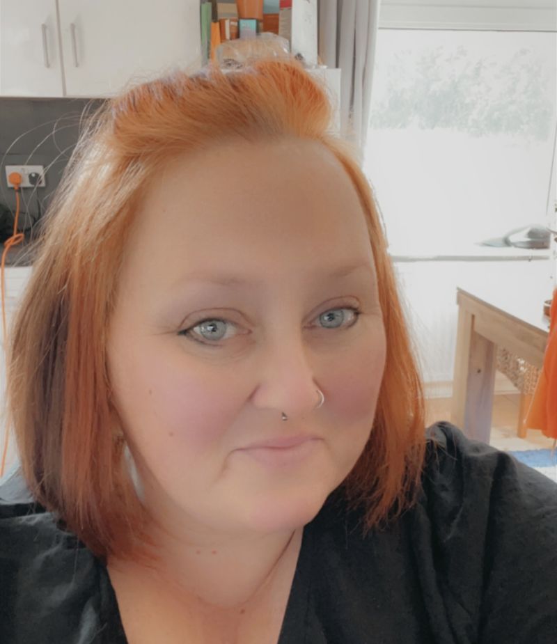 Linzi45