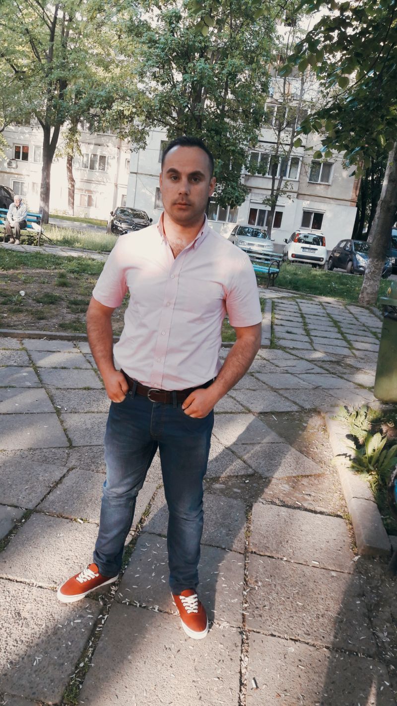 AlbertG