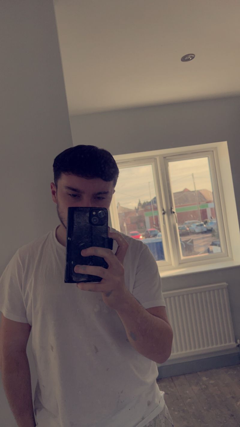 Lewis_820_900