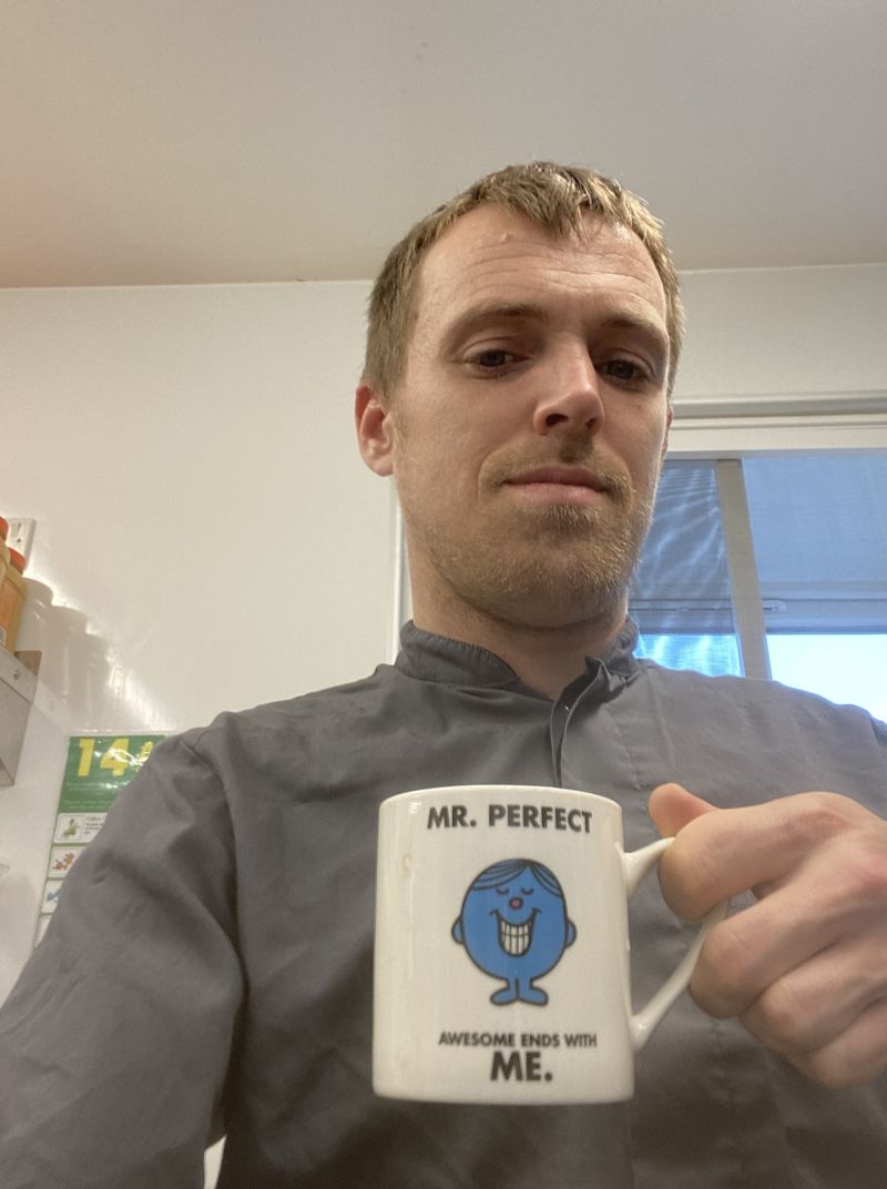 Mr_blue_eyes