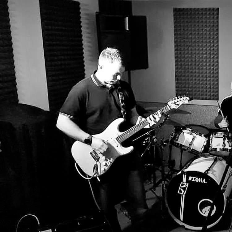 Tommyguitarist